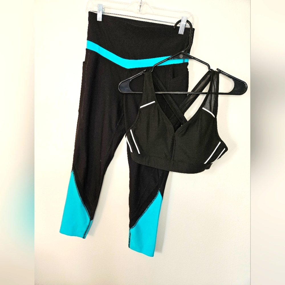 Xersion Leggings and Avia sports bra. and turquoise